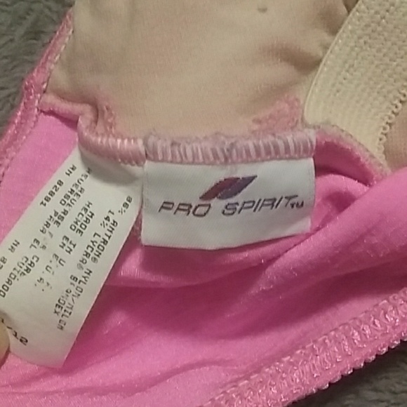 Clean bathing suit, good shape - Picture 2 of 4